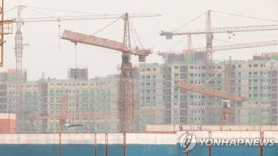 "전국 현장 85% 멈출 것…삼전 공장도" 타워크레인노조, 일제히 '스톱'