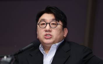 경찰, 방시혁 압수수색 영장 신청…왜?