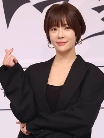 황정음, 전 남편에 '18억 가압류' 왜?…