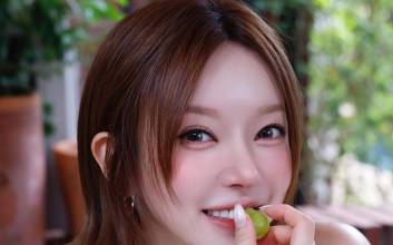 AOA 출신 초아, 블랙 슬리브리스 입고…'완전히 달라진 나'