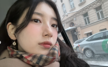 수지 창가 기대어 성숙한 매력…'볼수록 매력있어'