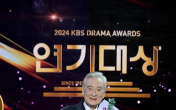 “연기는 연기로 평가해야”…故 이순재, 마지막 한 마디는